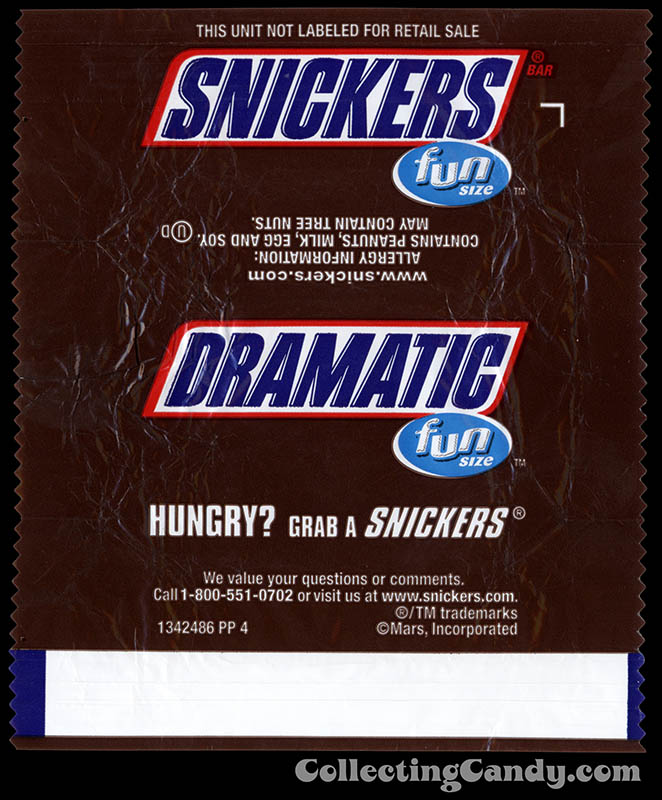 Mars - Snickers - EatASnickers Fun Size trait bar - Dramatic - Fun Size chocolate candy bar wrapper - January 2016
