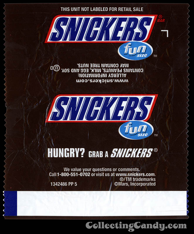 Mars - Snickers - EatASnickers Fun Size trait bar - Snickers - Fun Size chocolate candy bar wrapper - January 2016